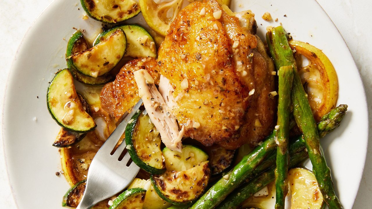 Garlic Lovers—Greek Chicken Will Be Your New Favorite Chicken Dinner