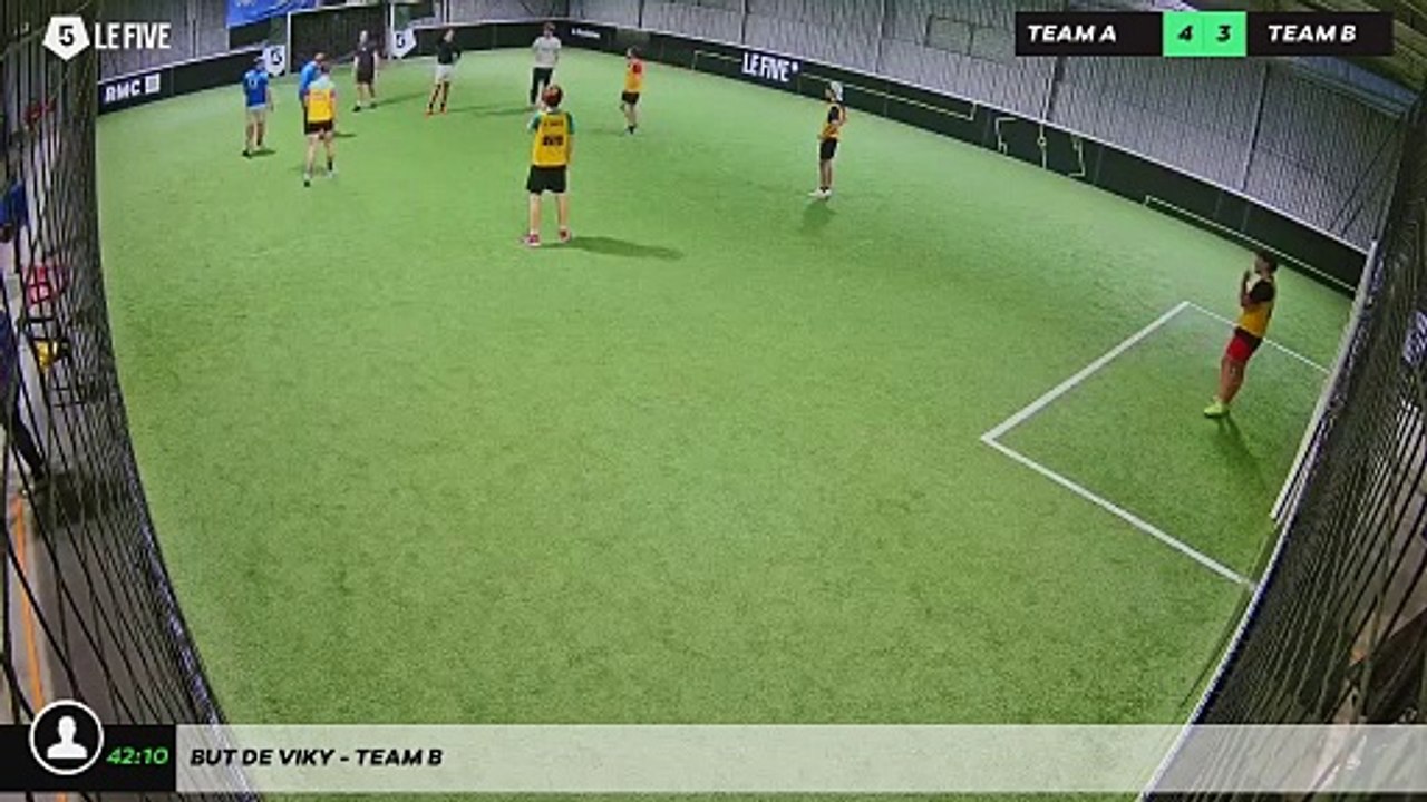 But de Viky - Team B