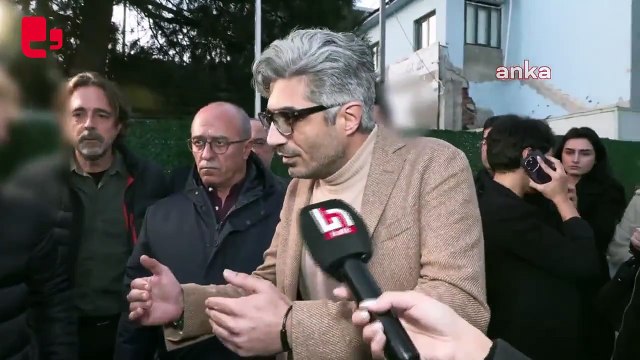 Barış Pehlivan’ın Halk TV’de yayına çıkmadan önce gözaltına alındığı görüntüler