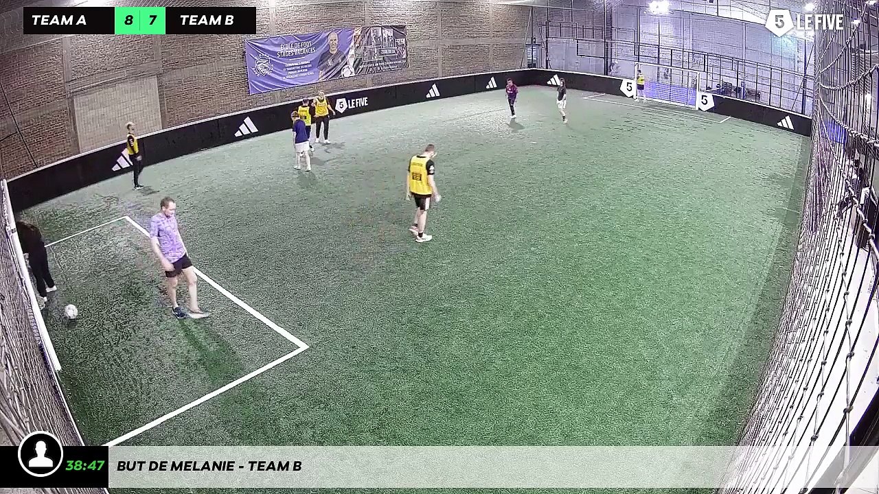 But de Melanie - Team B