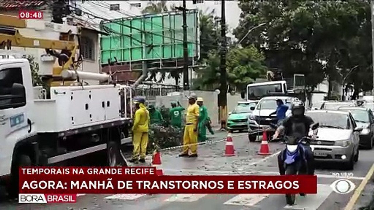 Temporais causam alagamentos no Grande Recife
