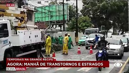 Temporais causam alagamentos no Grande Recife