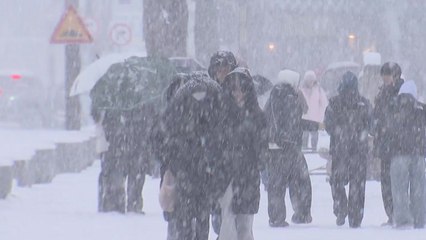 [날씨] 강추위 찾아온 설날...눈 낮에 대부분 그쳐 / YTN