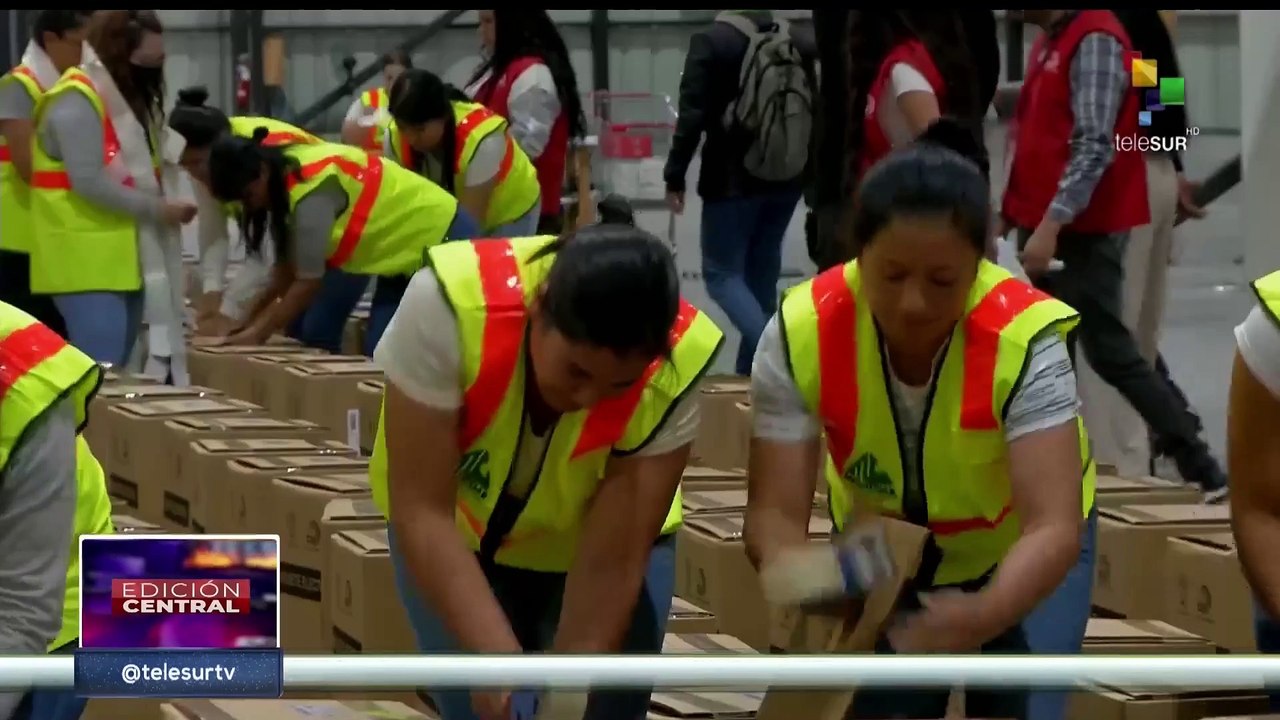 Avanza el proceso electoral en Ecuador