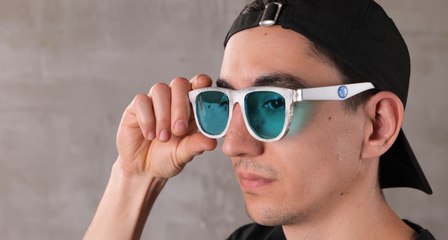 Des nuances de créativité : Lunettes de soleil FAIT MAISON pour les adeptes de la mode !