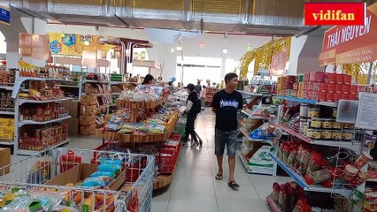Tet shopping in Tu Son market 2025