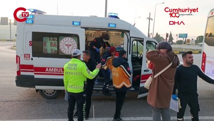 TIR, cezaevi personel servisine çarptı Yaralılar var...