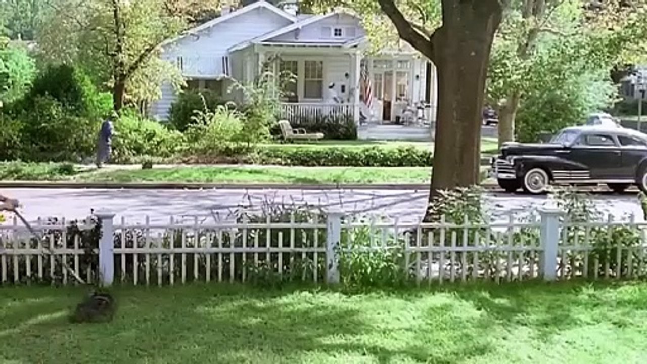 एक बुरे व्यक्ति को हुआ एक 18 वर्ष की लड़की  से प्यार_Hollywood movie _ Hindi ex(4