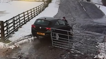 Thief who fled farm shop with staff member still clinging to bonnet jailed