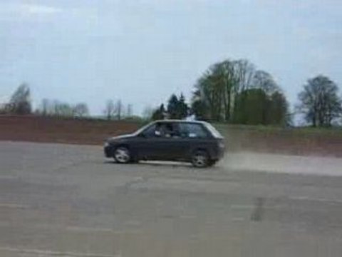 205 tct vs AX 1.6l 16s