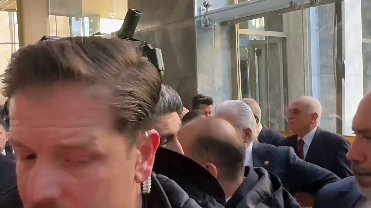 Erdoğan, "Turizm Bakanı'nı görevden alacak mısınız?" sorusuna yanıt vermedi