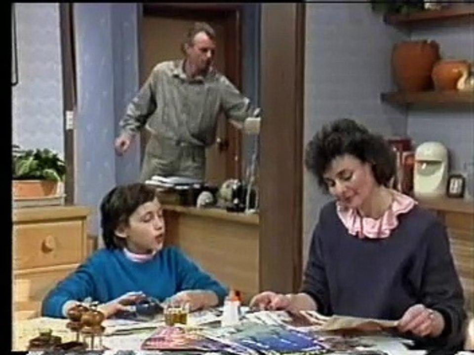 Neighbours deutsch - 349 - Ein Mann ohne Gewissen (25.09)