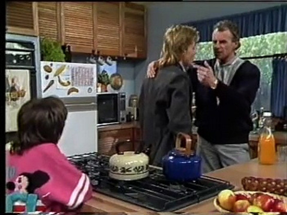 Neighbours deutsch - 351 - Aller Anfang ist schwer (29.09)