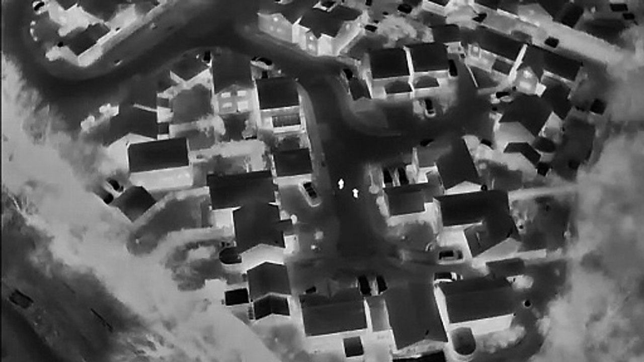 Footage reveals dramatic pursuit of suspected thieves in Grantham