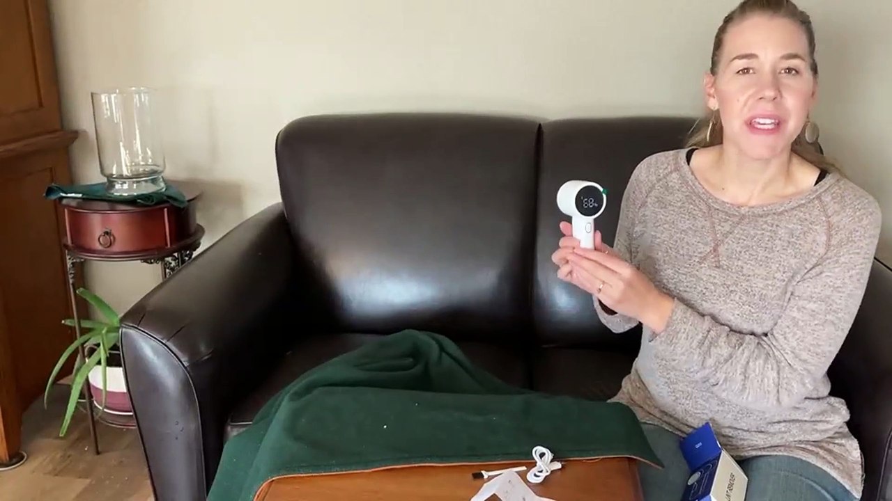 Revive Your Clothes – No More Fuzz!