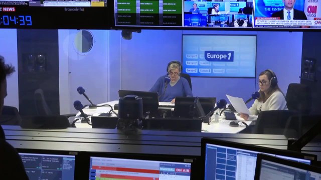 Le Parti socialiste maintient la pression sur le gouvernement pour mieux s'affirmer face à LFI