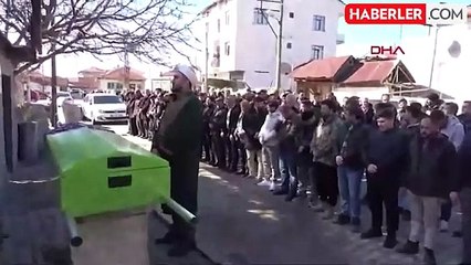 19 yaşındaki genç annesini pompalı tüfekle öldürdü