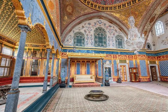 İstanbul'un silüetini oluşturan eşsiz bir Osmanlı mirası: Topkapı Sarayı