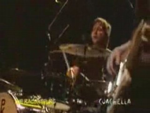 The Raconteurs - Many Shades Of Black (Live Coachella 2008)