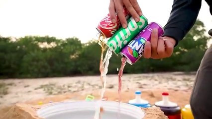 Experiment: Big Toothpaste Eruption from Pyramid, Big Coca Cola, Fanta, 7up, Chupa Chups and Mentos