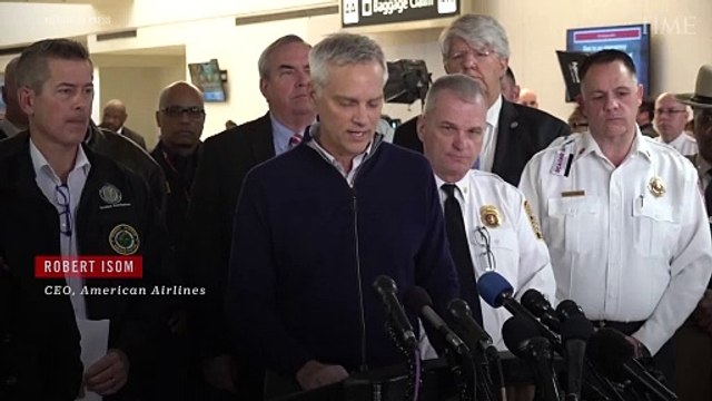 No Survivors Expected After Passenger Jet Collided with Army Helicopter Near Washington D.C.