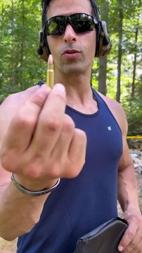 Tüfek Mermisi Atan TABANCA vs. BALİSTİK Yelek! DELER Mİ?