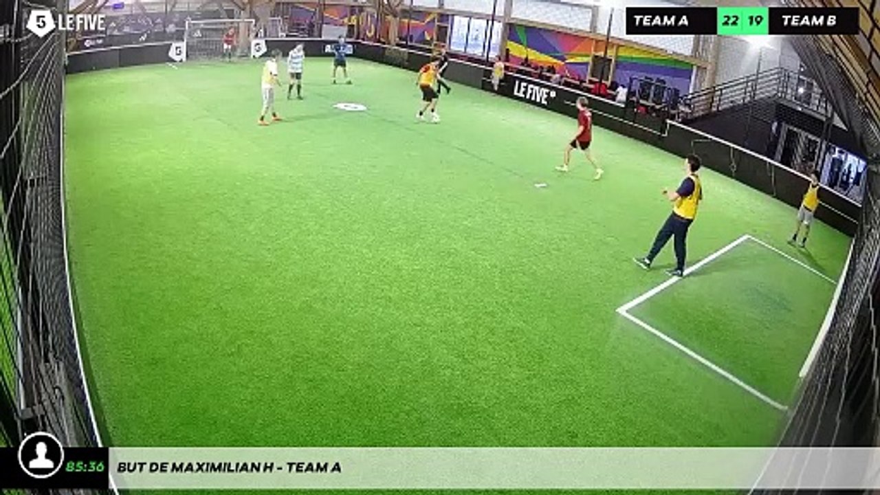 But de Maximilian H - Team A
