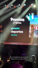 Isabel Forner deslumbra con "todo el flow" en la entrega de los Premios Tik Tok