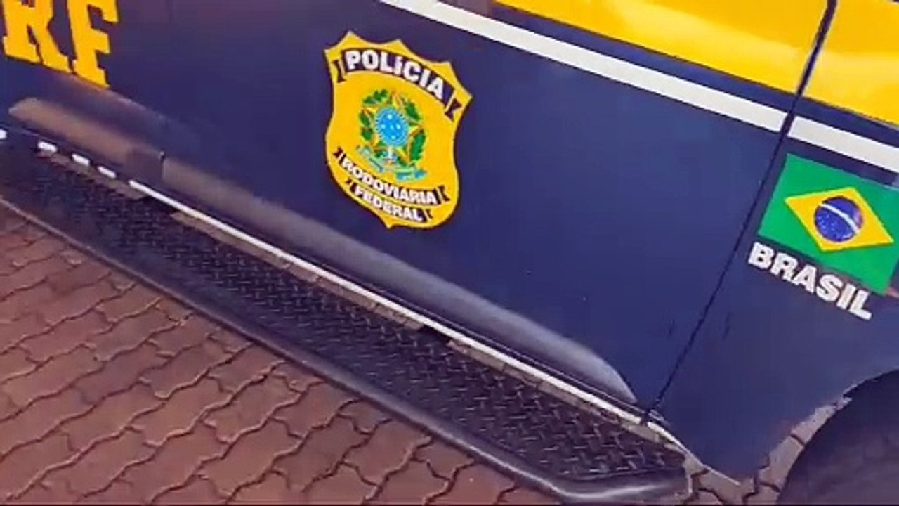 PRF apreende 103 kg de maconha na BR-277 em Cascavel