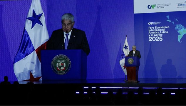 Mulino reitera en foro económico que el Canal de Panamá es y seguirá siendo de Panamá