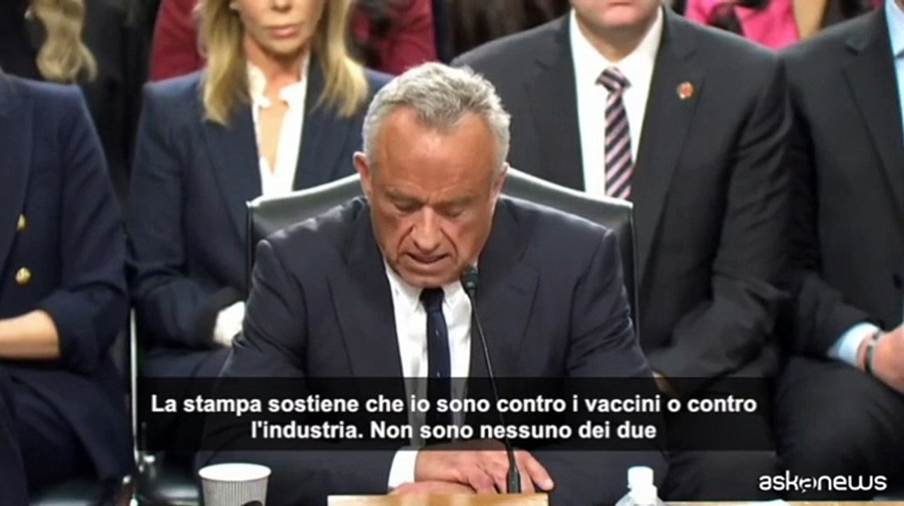 Kennedy Jr. in Senato: "Non sono anti-vaccini, sono per la sicurezza"