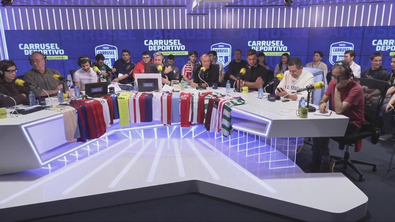 "Es un día de Reyes Magos para los que amamos el fútbol": el inicio de Dani Garrido en el 'Carrusel' de "un día histórico para la radio"