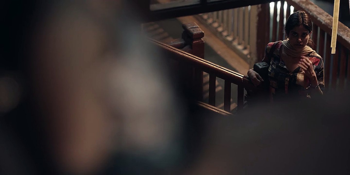 She S01 E04 WebRip Hindi 720p x264 AAC 5.1 ESub - Vegamovies.NL