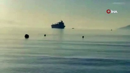Gemlik’te kötü kokuların geldiği gemi hakkında soruşturma başlatıldı