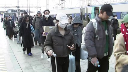 귀경 행렬로 서울역 북적..."아쉬움 가득" / YTN