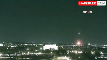 Amerikan Havayolları Uçağı Askeri Helikopterle Çarpıştı, 18 Kişi Hayatını Kaybetti