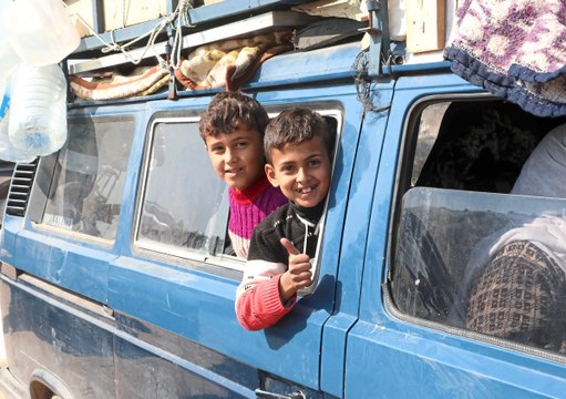 Gleichzeitig glücklich und traurig : Menschen kehren nach Gaza zurück