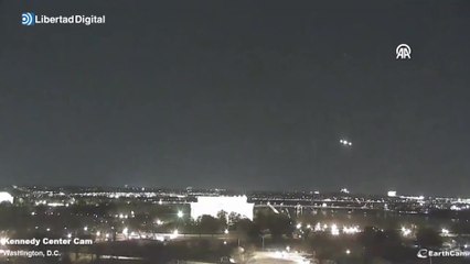 Así has sido el choque de un helicóptero y un avión en Washington