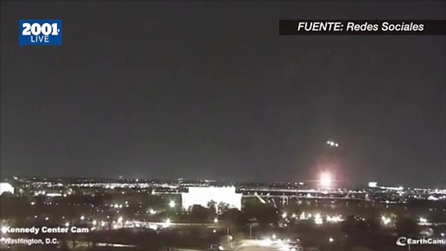 Un avión comercial y un helicóptero militar chocan en el aire en Washington D.C.