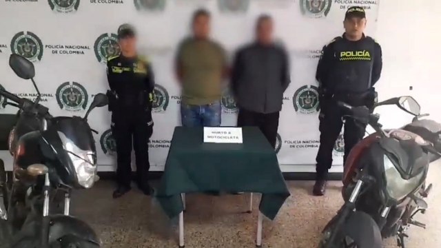 Ojo al video: dos falsos policías intentaron robarse una moto en Bosa