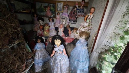 Qu'est-ce que ça fait dans son grenier ?? | URBEX