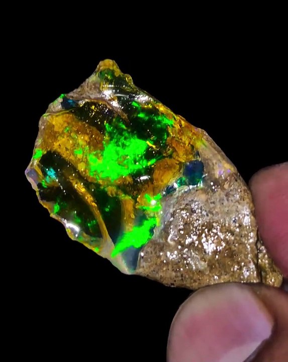 Natural Ethiopian opal rough fire opal rough rainbow fire