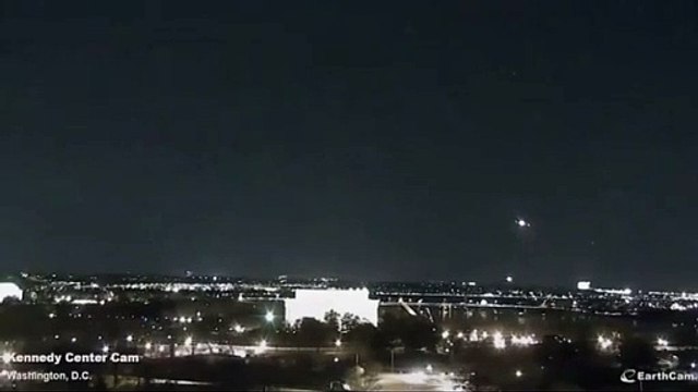 A plane has crashed into a helicopter while landing at Reagan National Airport near Washington, DC