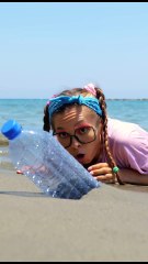 Survival Hack you must know 🌊🏊 DIY float from empty water bottle