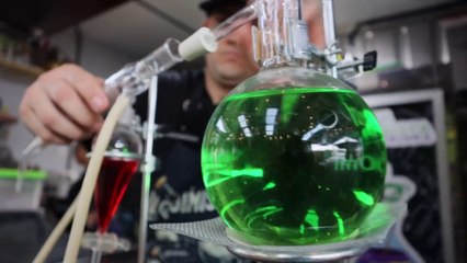 ¡Experiencia química! El arte de la coctelería científica en Cartago