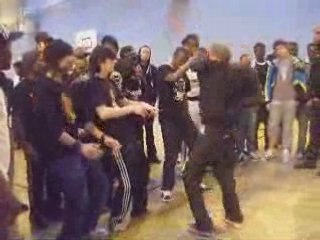 Vertifight / Electro police vs electro street