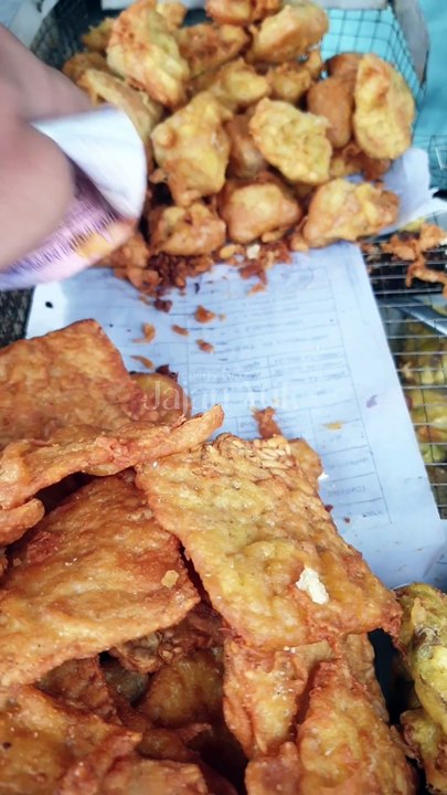GORENGAN VIRAL DITERATAI ATAS PEKANBARU
