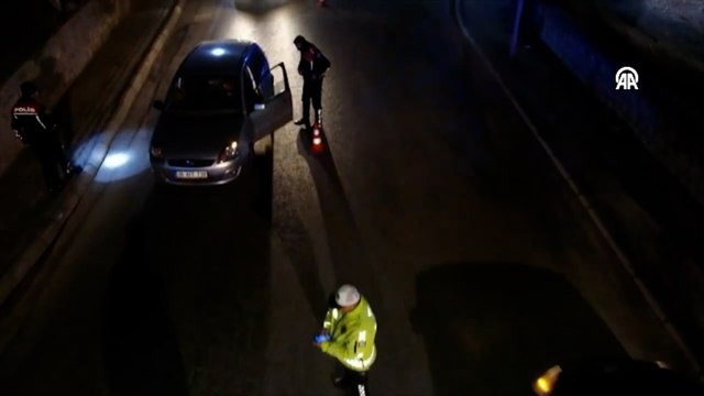 Narkoasayiş uygulamasında 1'i hükümlü 3 kişi yakalandı