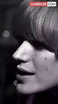 İngiliz şarkıcı ve oyuncu Marianne Faithfull hayatını kaybetti