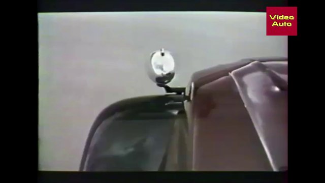 Publicité Citroën 2 CV Charleston : l'amour toujours (1981)
